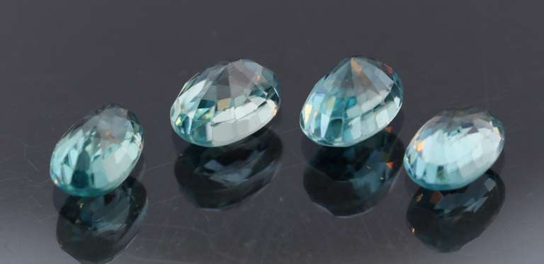Brilliant 6.10ct sky blue Zircon set