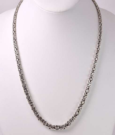 Captivating French Made Necklace in Sterling Silver