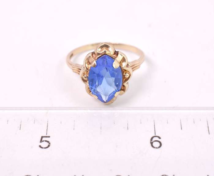 Beautiful Blue Gemstone Ring in Yellow Gold