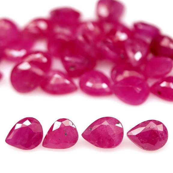 Vivid 12.43ct reddish pink Ruby set from Madagascar