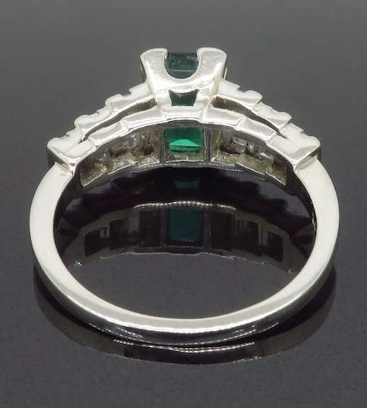 Art Deco Emerald & Diamond Ring Made in Platinum