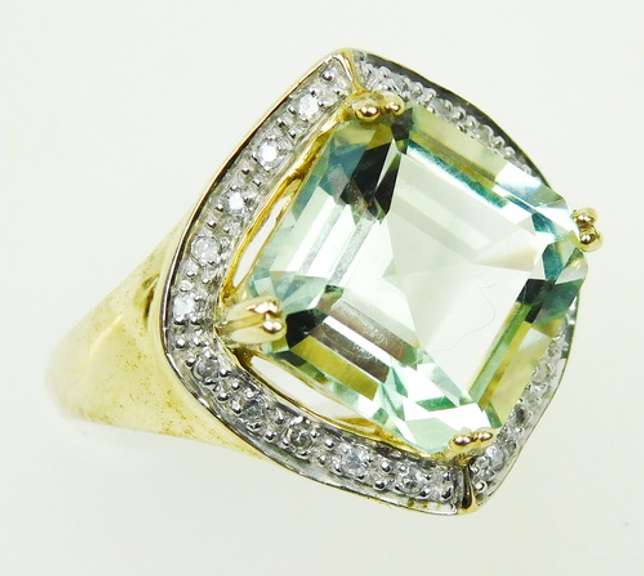 10K Large Green Amethyst & Pave Diamonds Ring, 8