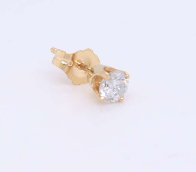 Eelgant Yellow Gold approximate 0.20ct Single Diamond Stud