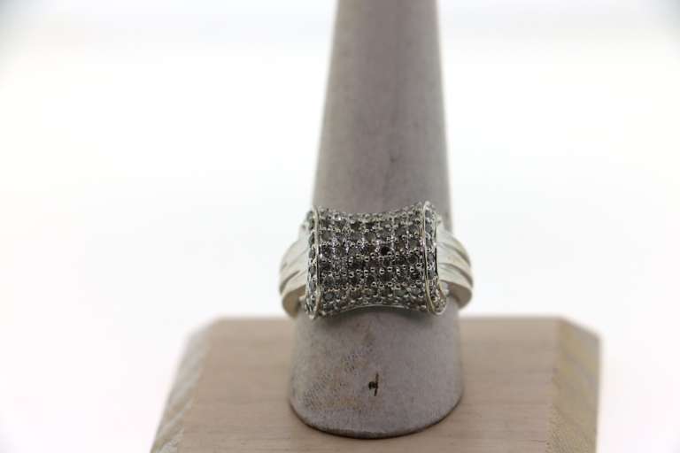 14k White Gold Diamond Cluster Ring