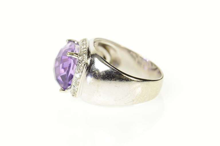 18K White Gold Amethyst Diamond Halo Loccai Design Ring