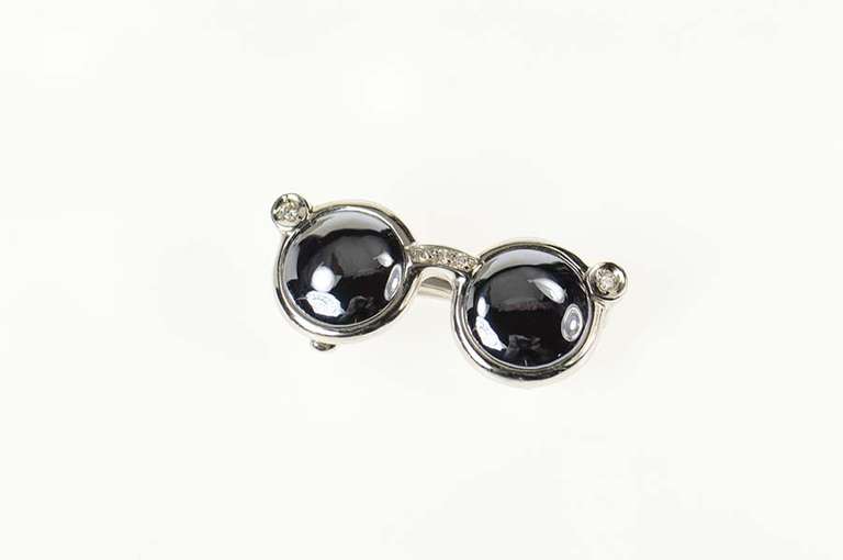 18K White Gold Hematite Diamond Round Sun Glasses Pendant
