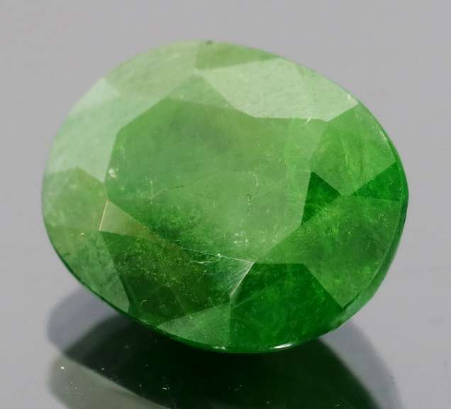 Massive! 11.98ct untreated Tsavorite Garnet!