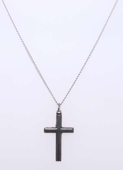 Vintage Sterling Silver Cross Pendant on Chain