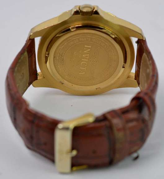 Invicta Mother-Of-Pearl Dial, Pre Owned.