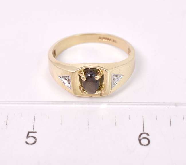 Radiant Star Sapphire and Diamond Ring in Yellow Gold