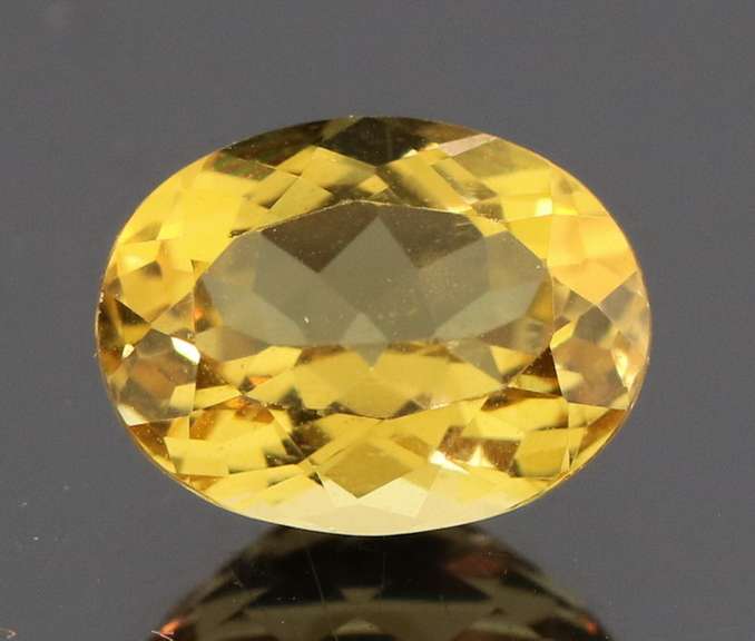 Vivid 1.72ct golden Heliodor Beryl