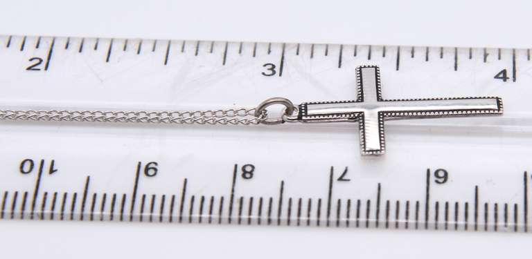 Vintage Sterling Silver Cross Pendant on Chain