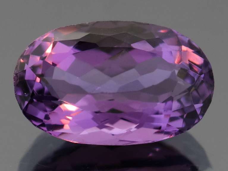 Striking 6.95ct violet Amethyst