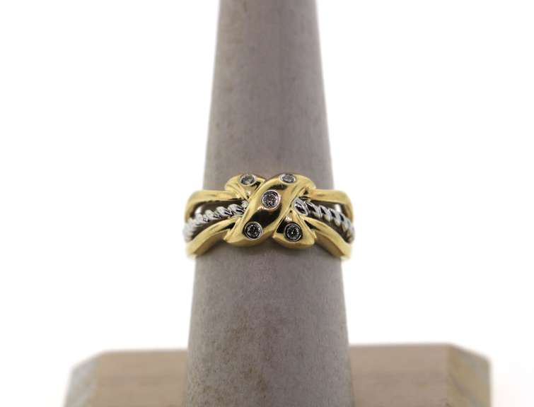 Fabulous 14k White and Yellow Gold Diamond Ring