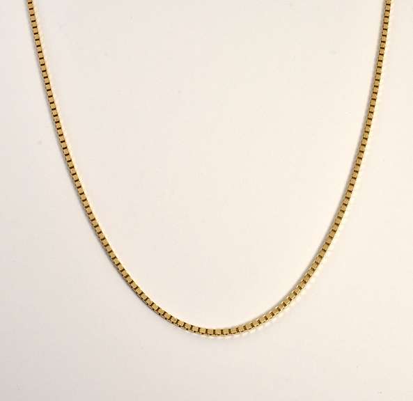 Useful Long Box Link Necklace