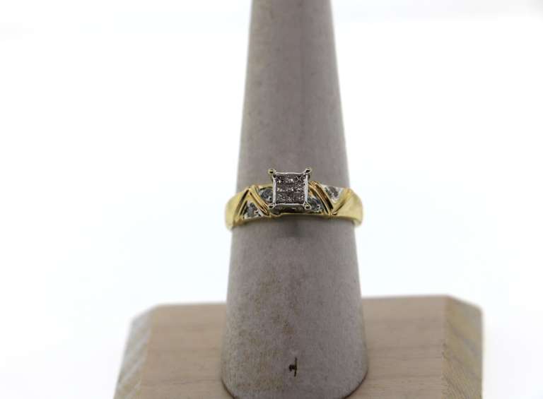 Beautiful Square Diamonds 14k Gold Ring
