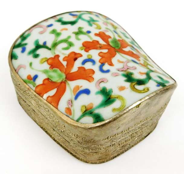 Vintage Large Chinese Porcelain Box