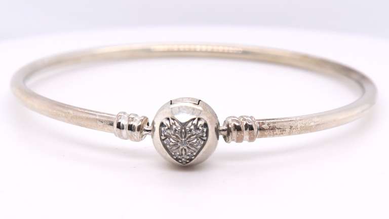 Pandora Sterling Silver You Melt My Heart Bangle Bracelet