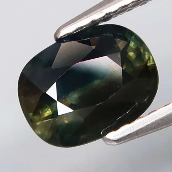 Midnight green 2.03ct unheated Australian Sapphire