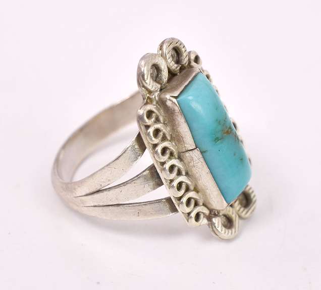 Turquoise Ring in Sterling Silver