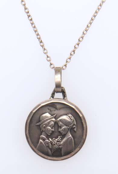 Vintage Sterling Silver Pendant on Chain