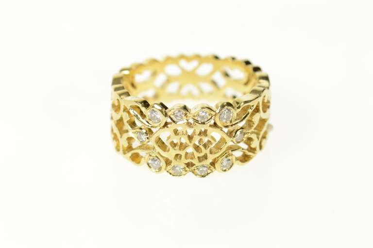 14K Yellow Gold Elaborate Diamond Filigree Graduated Eternity Ring