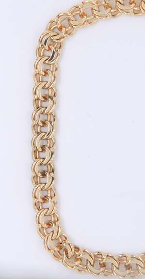Gleaming 14KT Double Link Charm Bracelet