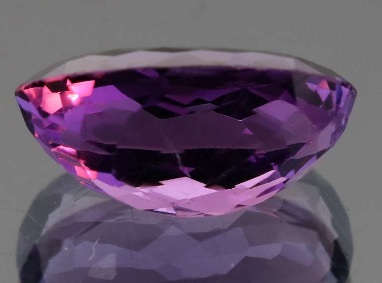 Striking 6.95ct violet Amethyst