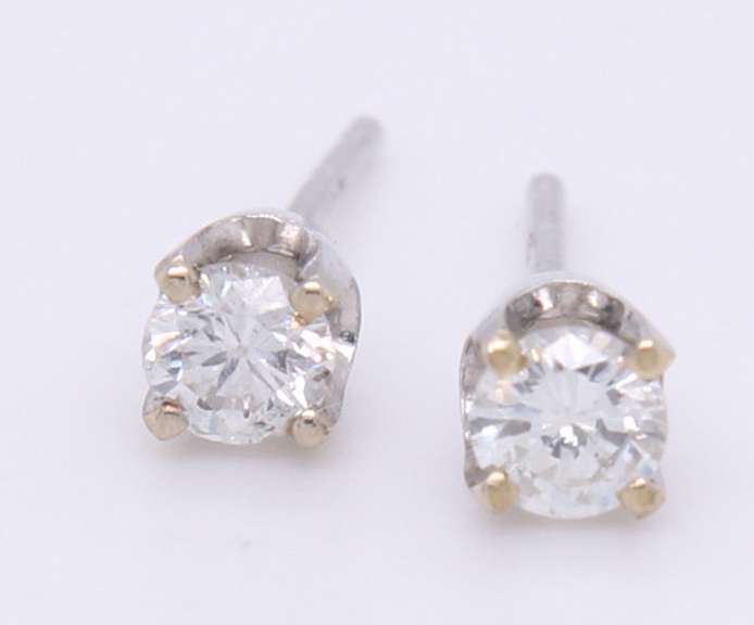 Elegant White Gold Diamond Stud Earrings