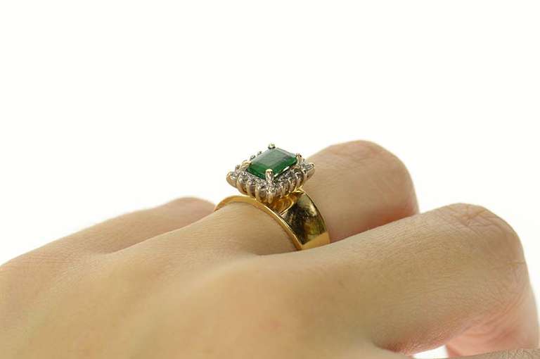 14K Yellow Gold 0.85 Ctw Emerald Diamond Halo Engagement Ring