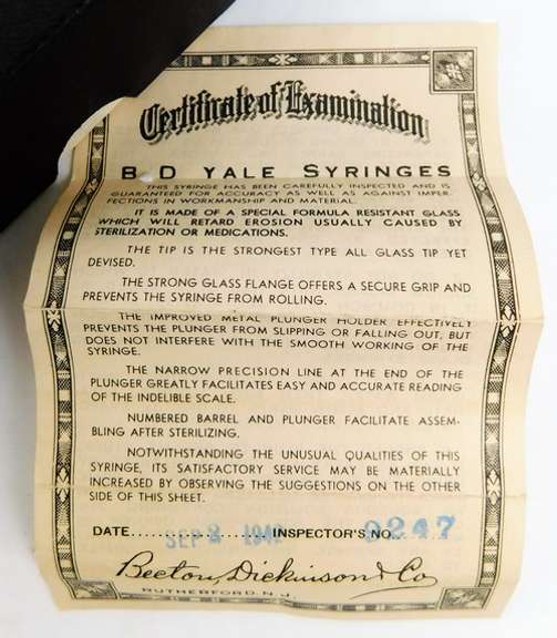 1942 B-D Yale Medical Syringe - MIB