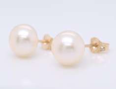 Lot of 2 Yellow Gold Pink and White Pearl Stud Earrings