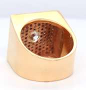 Powerful Yellow Gold 1ct Round Brilliant Cut Diamond Ring