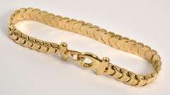 Pretty Modern 14k Bracelet