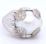 Attractive White Gold Pearl and Pave Diamond Dome Ring