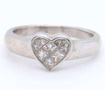 Sparkling White Gold Invisible Set Heart Ring