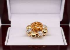 Fantastic 18kt Yellow Gold Citrine and Diamond Flower Style Ring