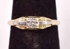 Vintage Diamond Ring in 14K Yellow Gold