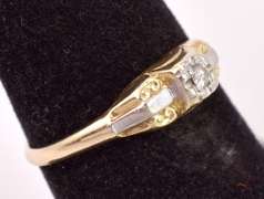 Vintage Diamond Ring in 14K Yellow Gold