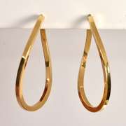 Fashionable Wavy Hoop Earrings
