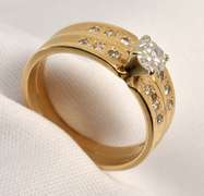 Pretty 2 Piece Wedding Set