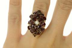14K Yellow Gold Ornate 1950's Syn. Garnet Cluster Cocktail Ring