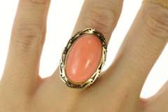 14K Yellow Gold Victorian Ornate Coral Cabochon Cocktail Ring