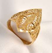Nice Yellow Gold Filigree Ring