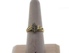 Spiral Baguette Diamond Ring with 14k Gold Band