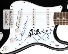 The Pretenders Chrissie Hynde Autographed Signed Guitar Martin Chambers ACOA