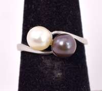 Fabulous Pearl Ring in 14K White Gold