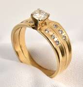 Pretty 2 Piece Wedding Set