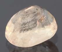 Elegant 1.70ct peach pink Morganite
