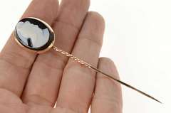 14K Yellow Gold Carved Black Agate Cameo Oval Ornate Stick Pin